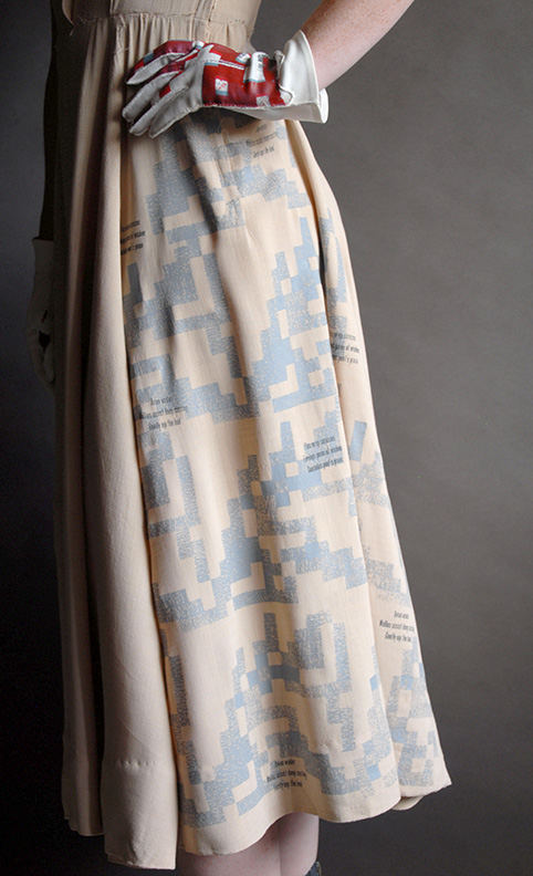 Sanzi Kermes, Textiles, Peter Pan Collar