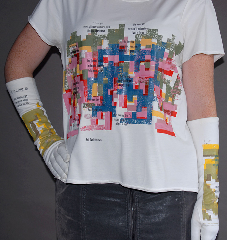 Sanzi Kermes, Textiles, T-Shirt