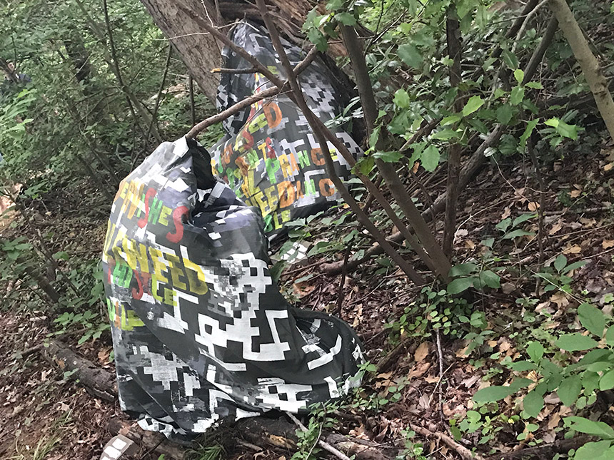 Sanzi Kermes,  Tumbleweed Installation on the Path 2