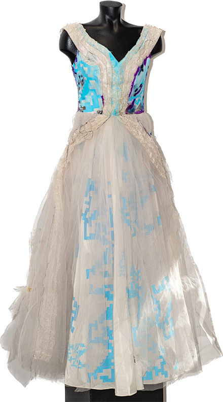 Sanzi Kermes,  Wedding Dress, Something Blue